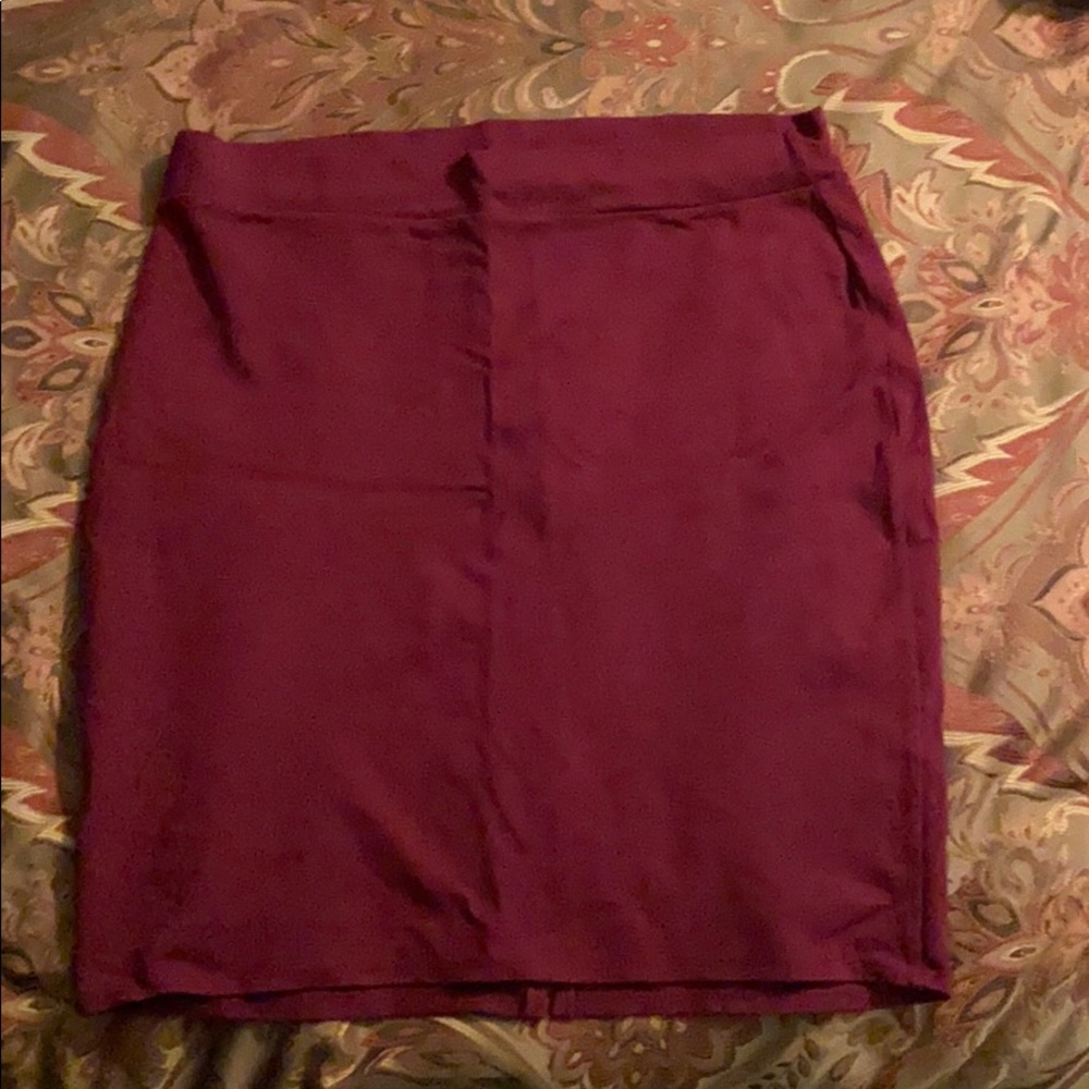 Burgundy mini skirt NEVER WORN